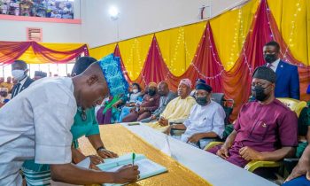 Makinde Swears In 32 Newly Elected LG Chairmen In Oyo