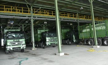 Nigerian Farmers Get Bumper Harvest As Dangote Pushes Out 120 Trucks Urea Fertilizer