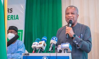 Ukraine: FG To Begin Evacuation Of Nigerians From Wednesday – Onyeama