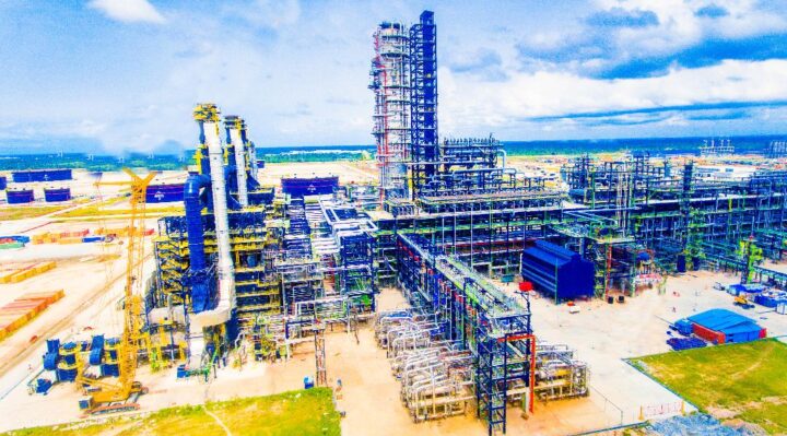 Marketers Tackle Dangote Refinery Over False And Inaccurate Information About Fuel Importation