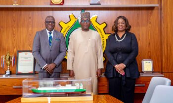 Adeleye Falade, NLNG’s Managing Director Pays Courtesy visit to Rabiu Abdullahi Umar,NMDPRA’s Chief Executive